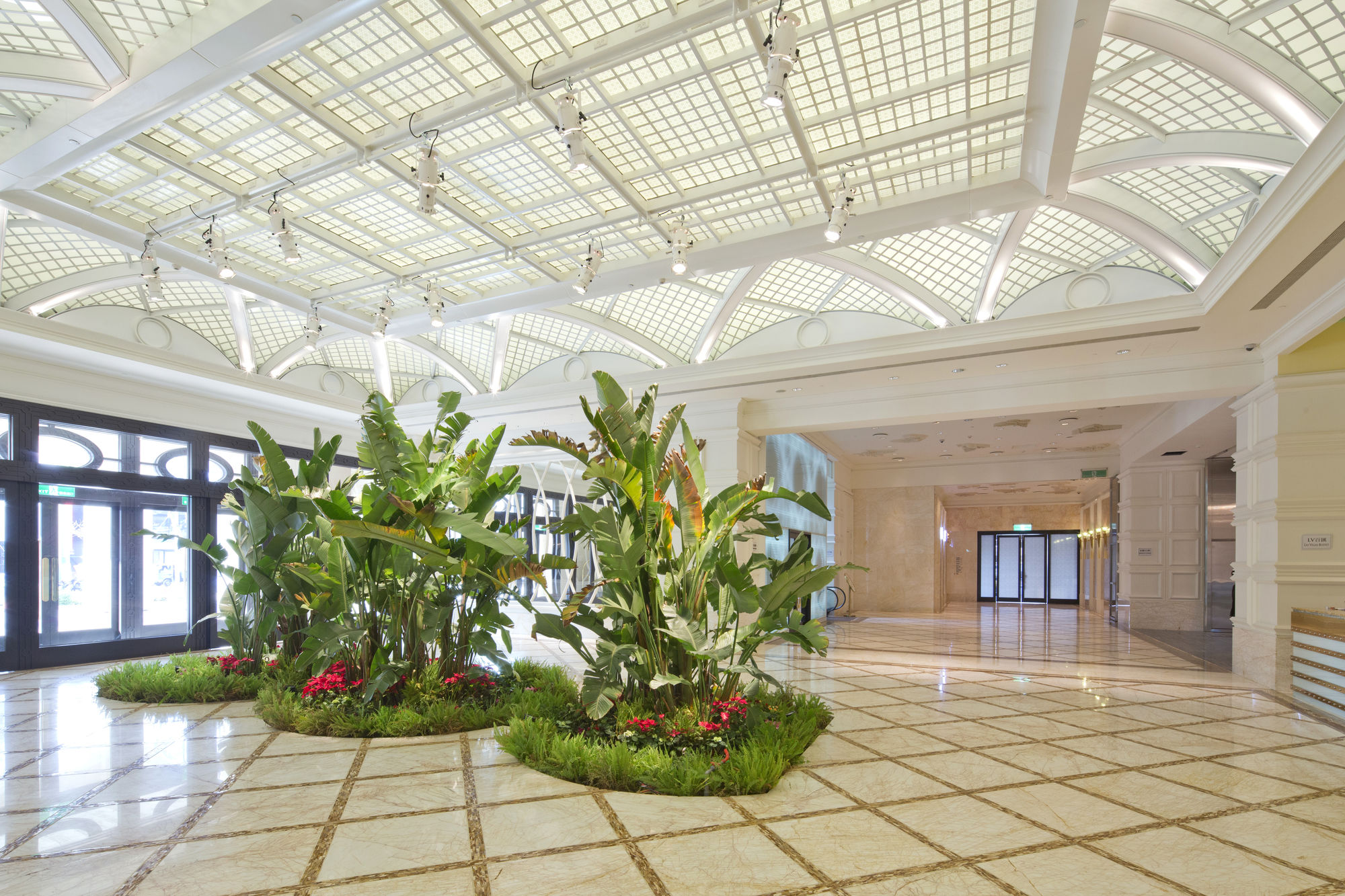 Фото The Lin Hotel