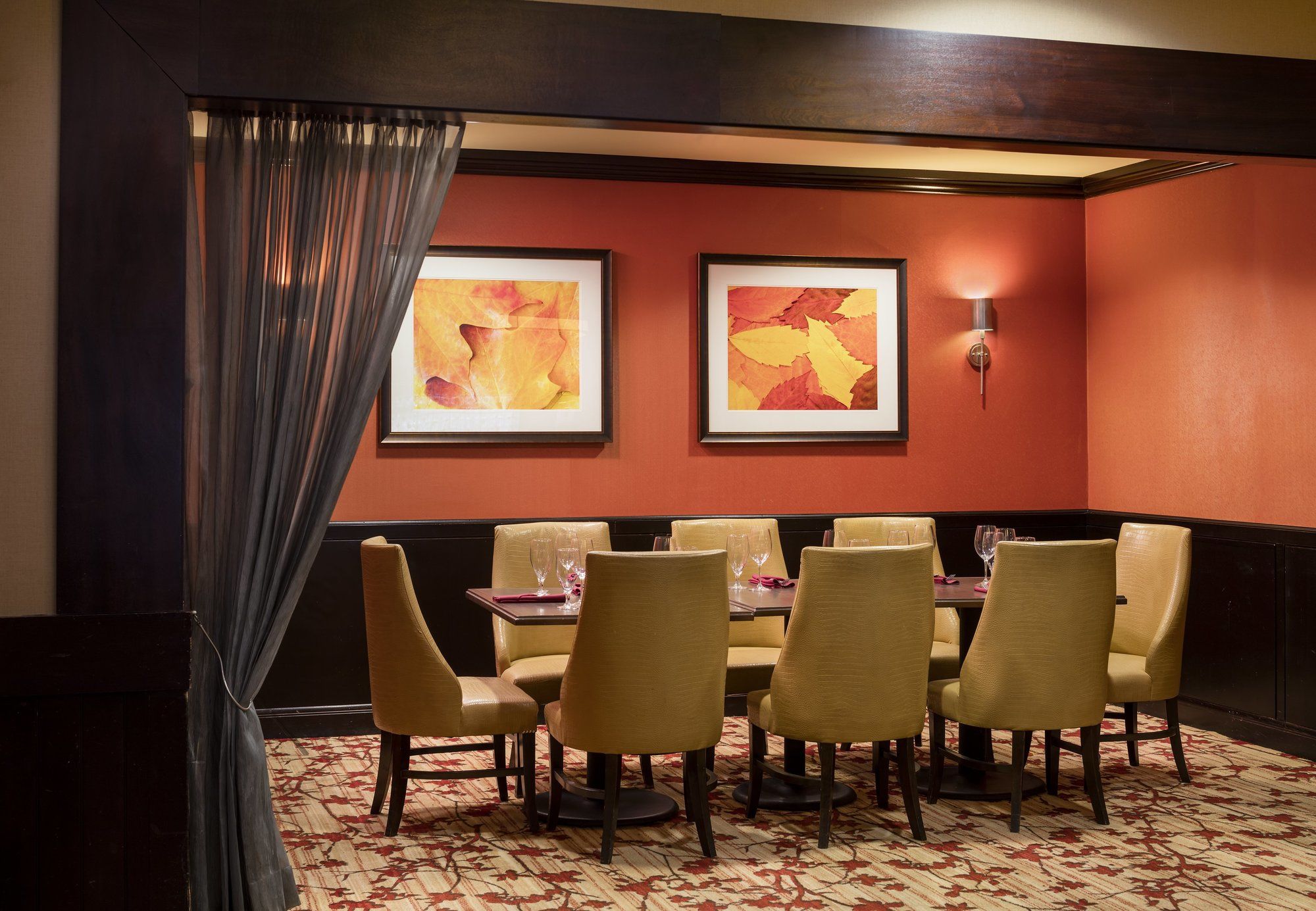 Фото Sheraton Suites Wilmington Downtown