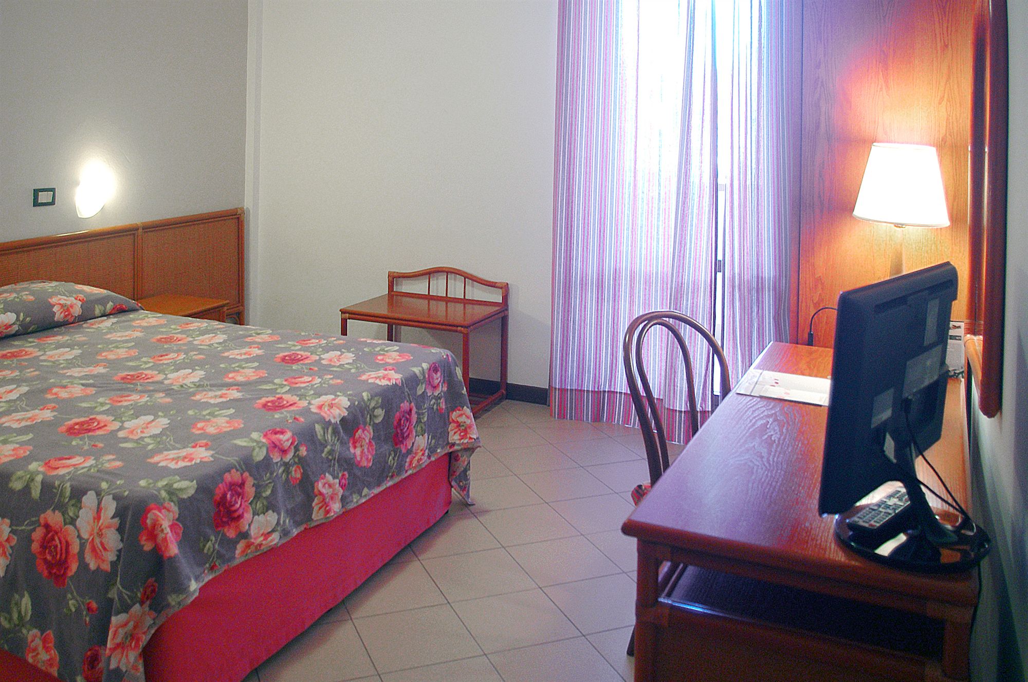 Фото Ricci Hotel