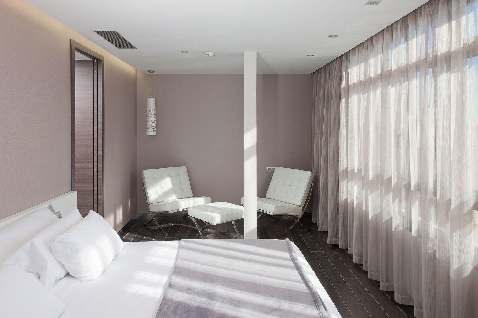 Фото Nh Castellón Mindoro Hotel