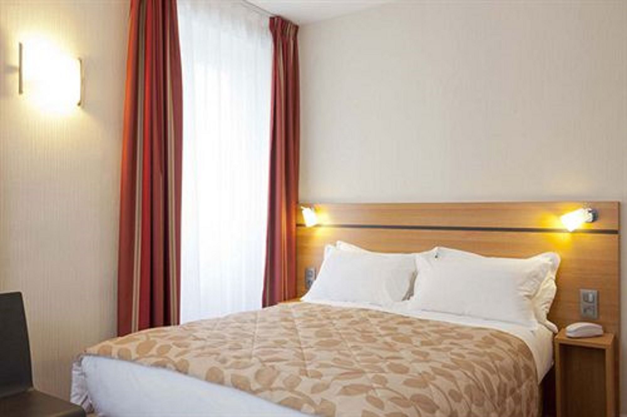 Фото отеля 4