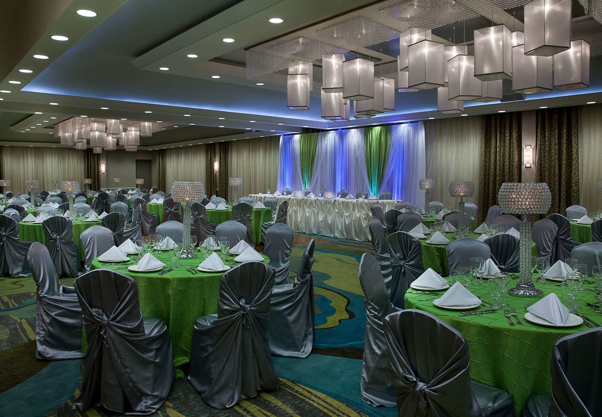 Фото SpringHill Suites by Marriott Toronto Vaughan