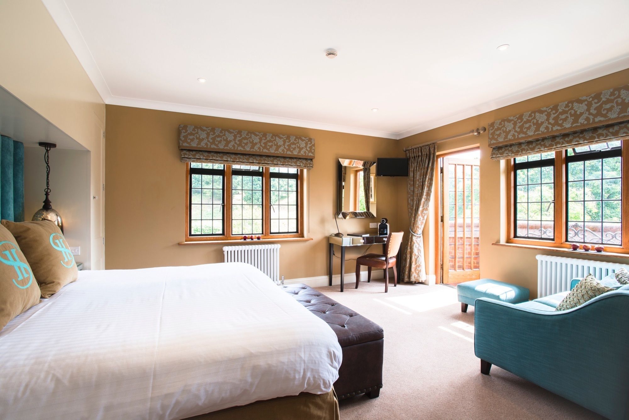 Фото Seckford Hall Hotel & SPA