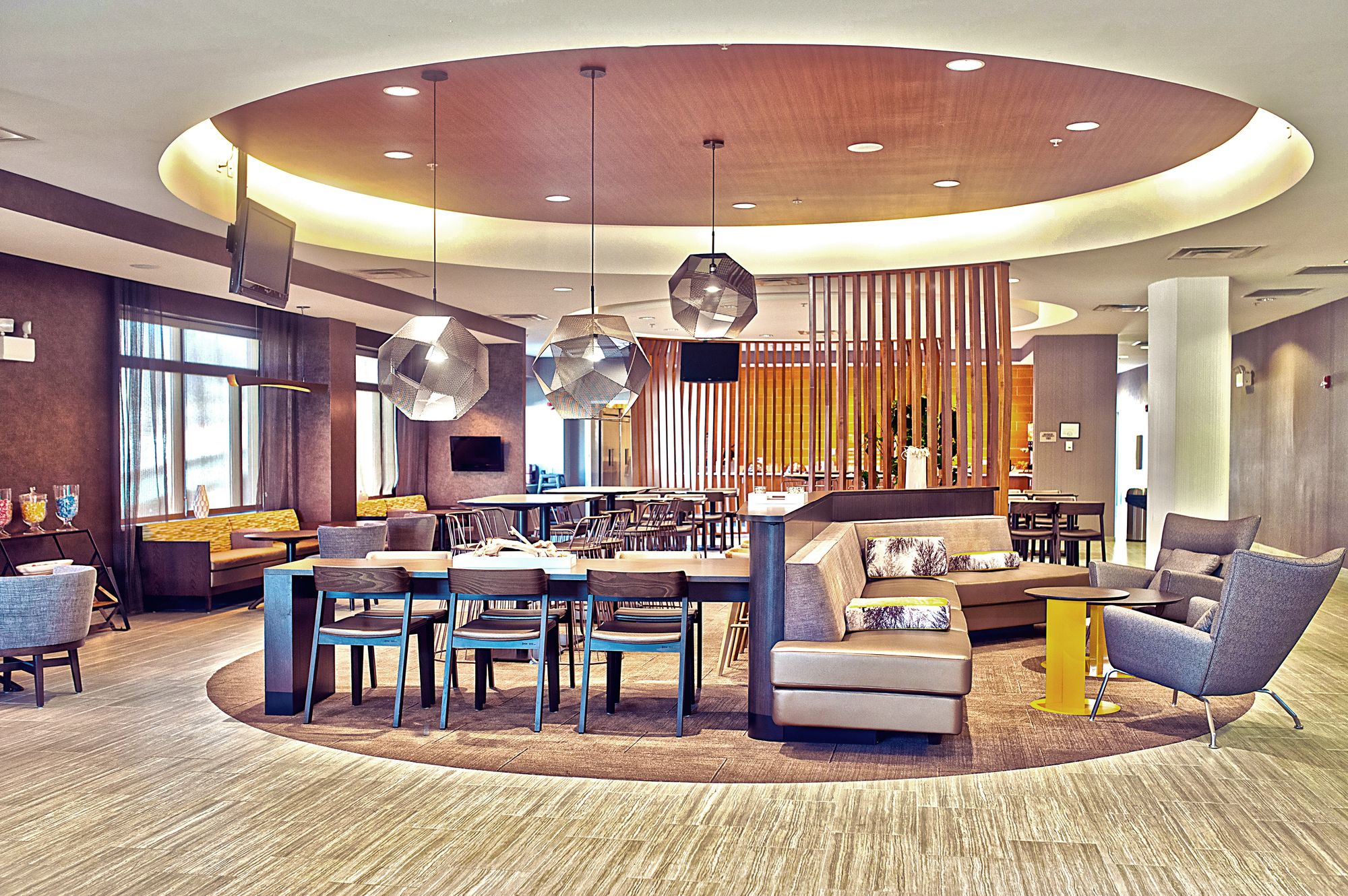 Фото Springhill Suites by Marriott Midtown Cincinnati