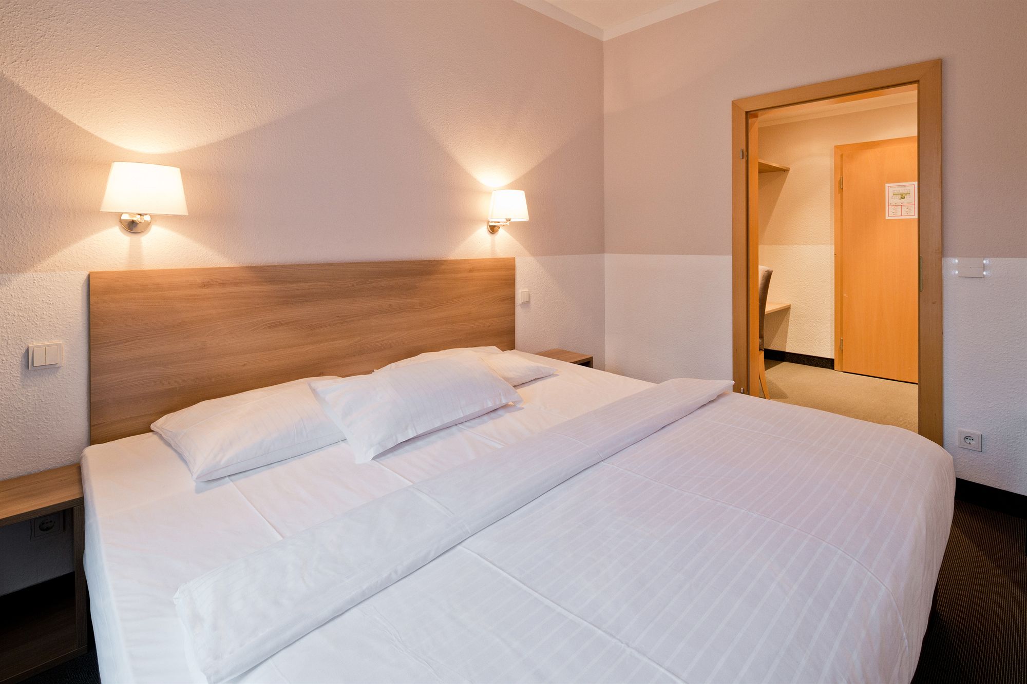 Фото Hotel Stachus