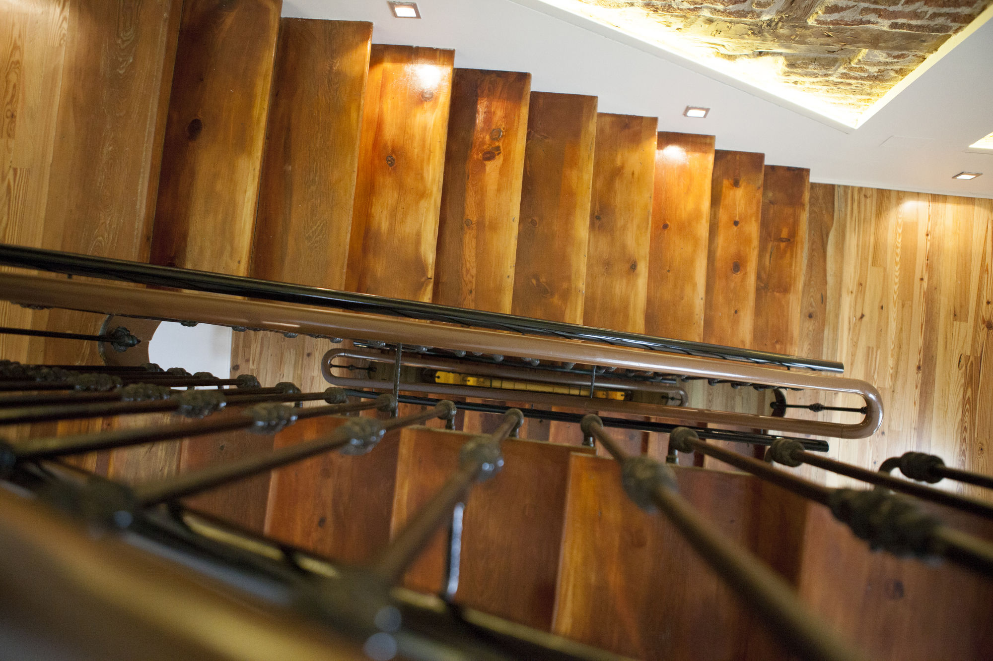 Фото Artrip Hotel