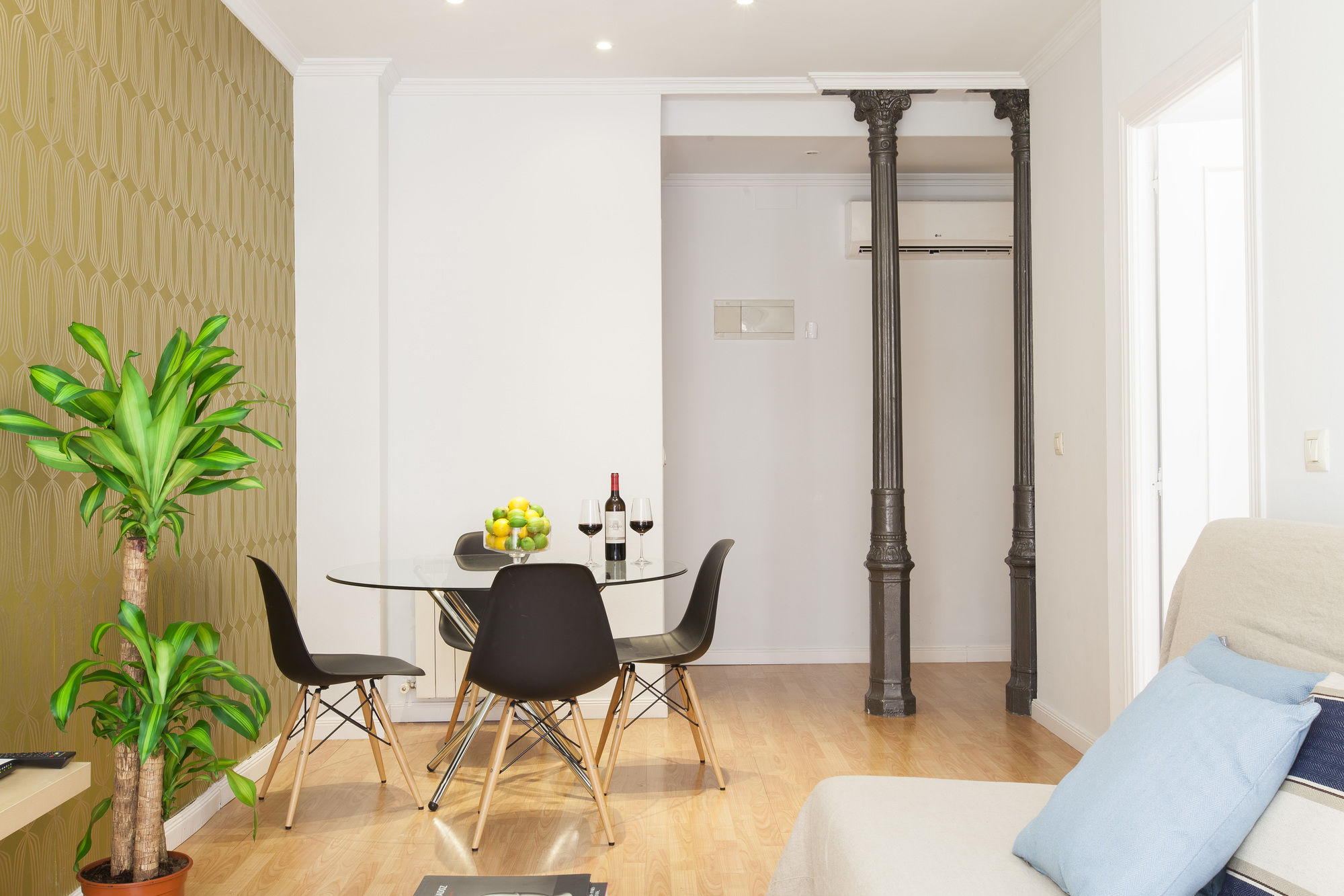 Фото Aspasios Calle Mayor Apartments