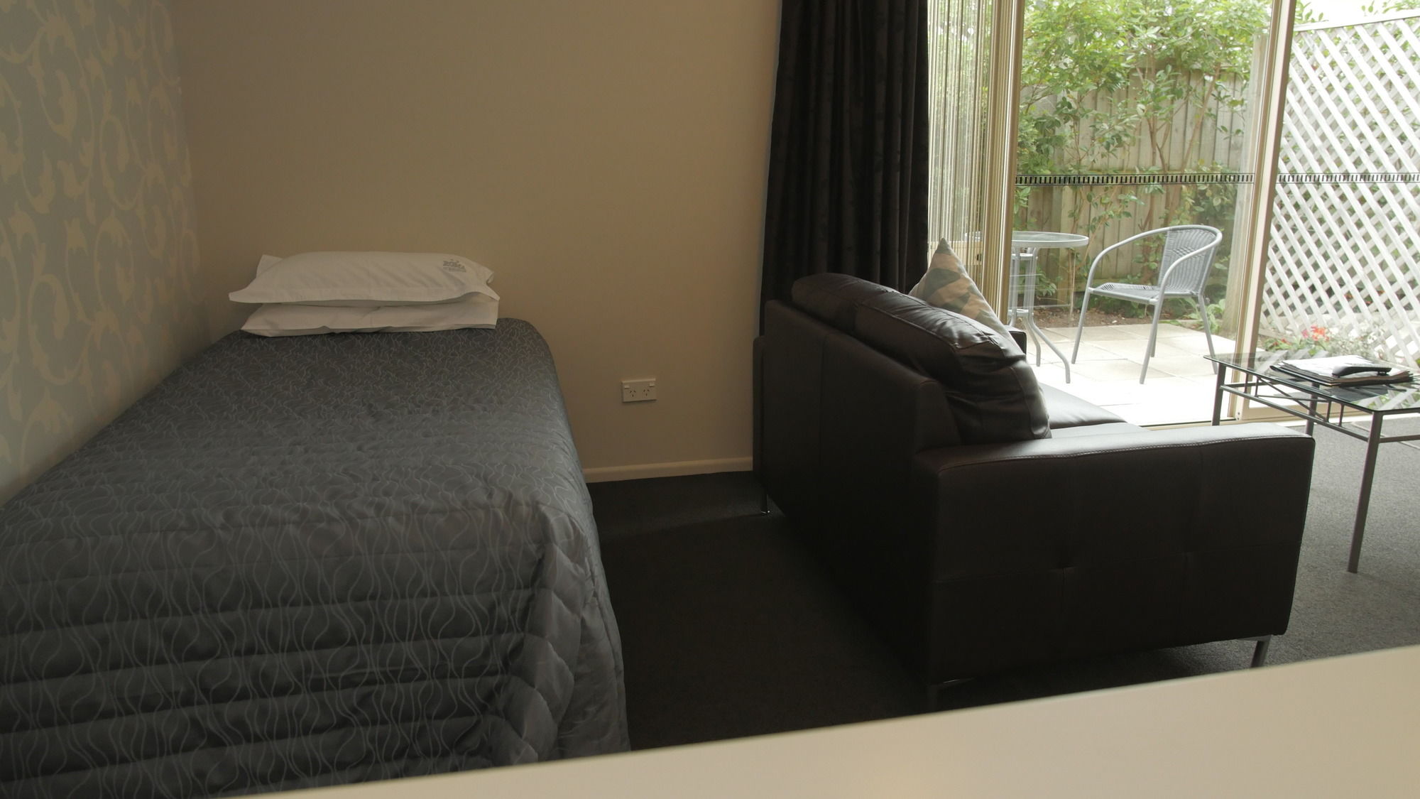 Фото Roma On Riccarton Motel