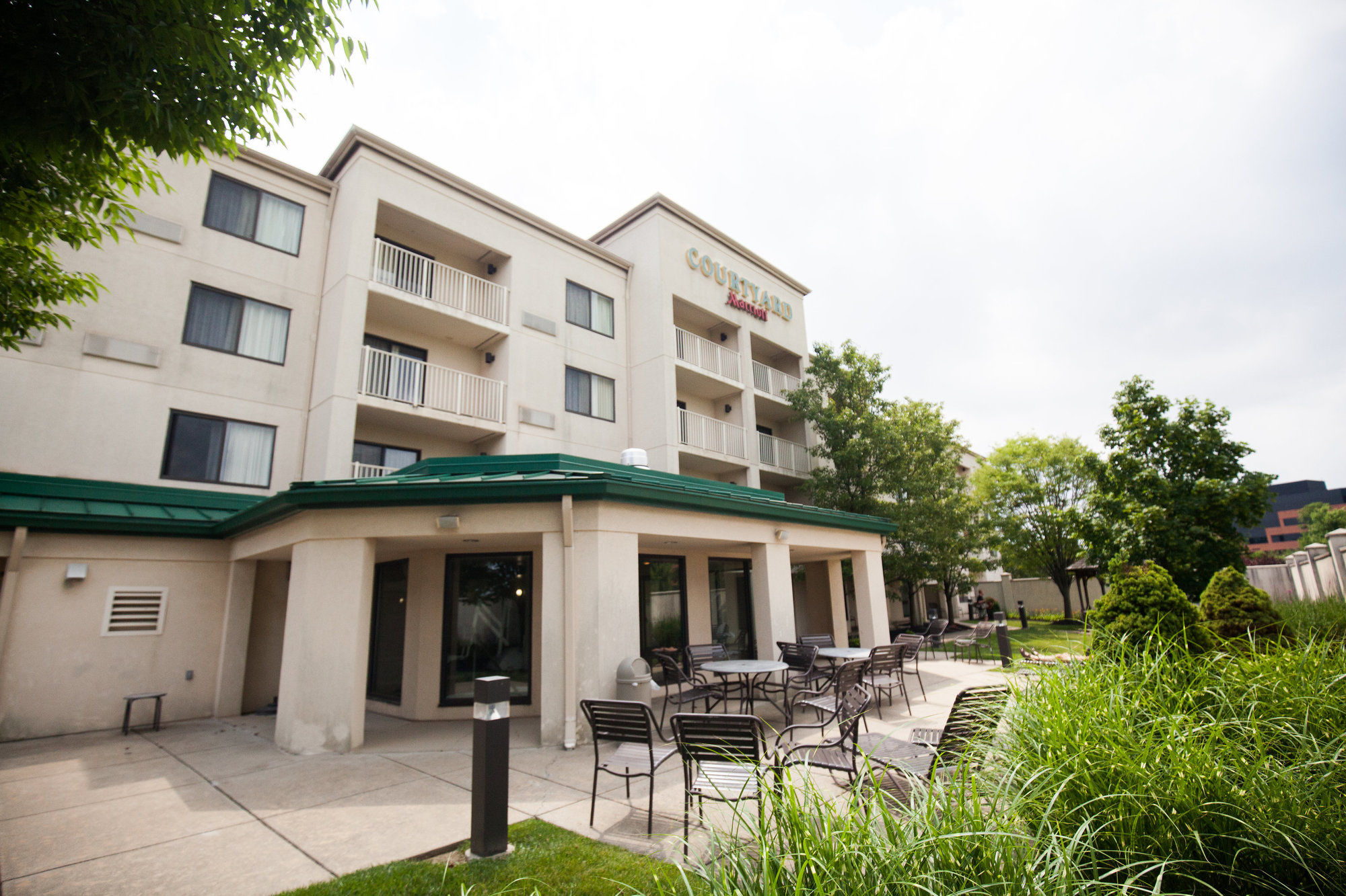 Фото Courtyard by Marriott Cincinnati Airport