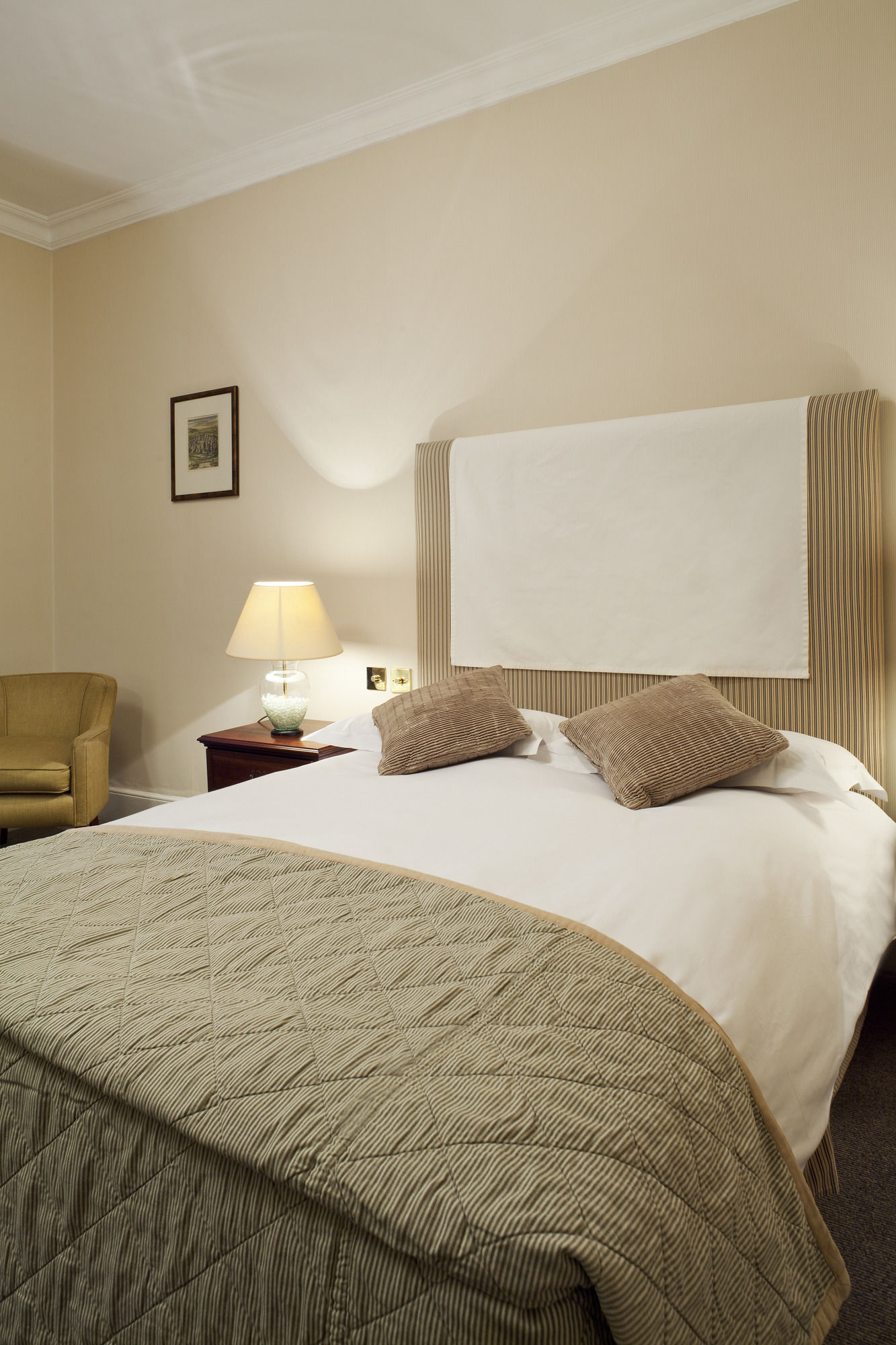 Фото Mercure Salisbury White Hart Hotel