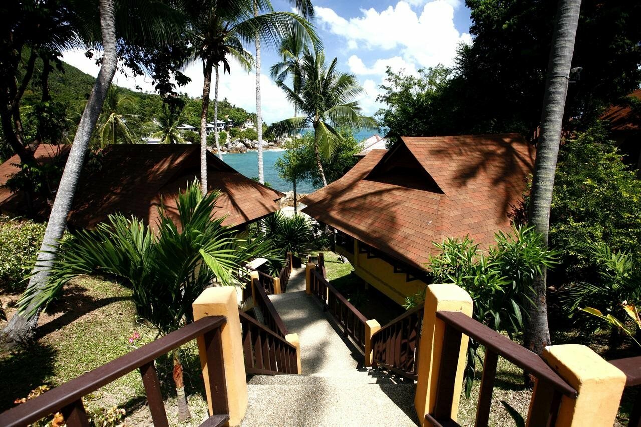 Фото Coral Cliff Beach Resort