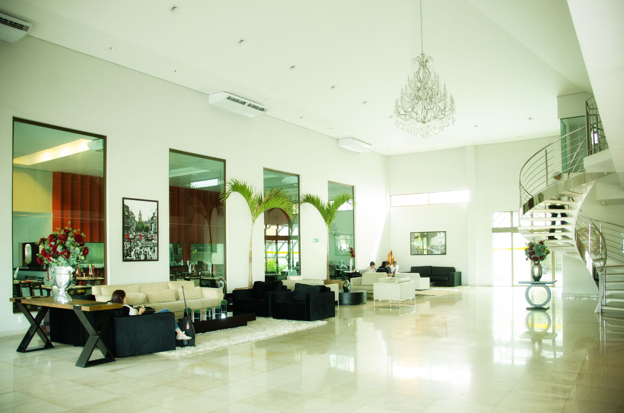 Фото Hotel Girassol Plaza