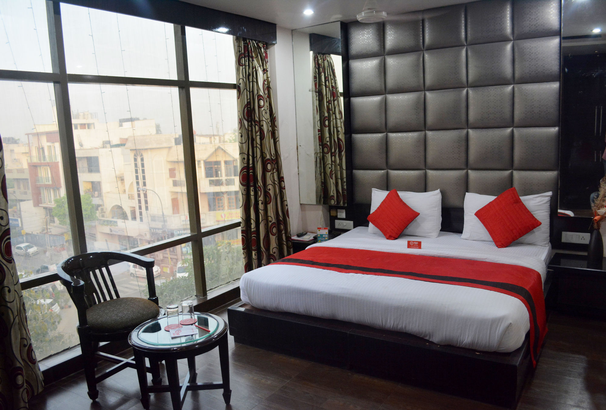 Фото Oyo 464 Hotel Lotus Palace