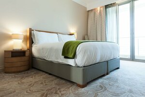 Гостиница Suncoast Hotel & Towers 