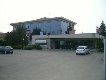 Гостиница Art & x26; Hotel Treviolo
