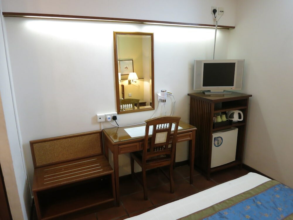 Фото Perak Hotel