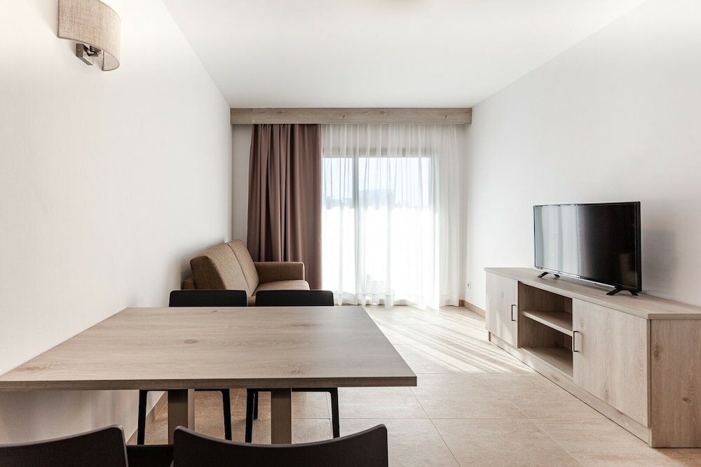 Фото Hostal Vila del Mar