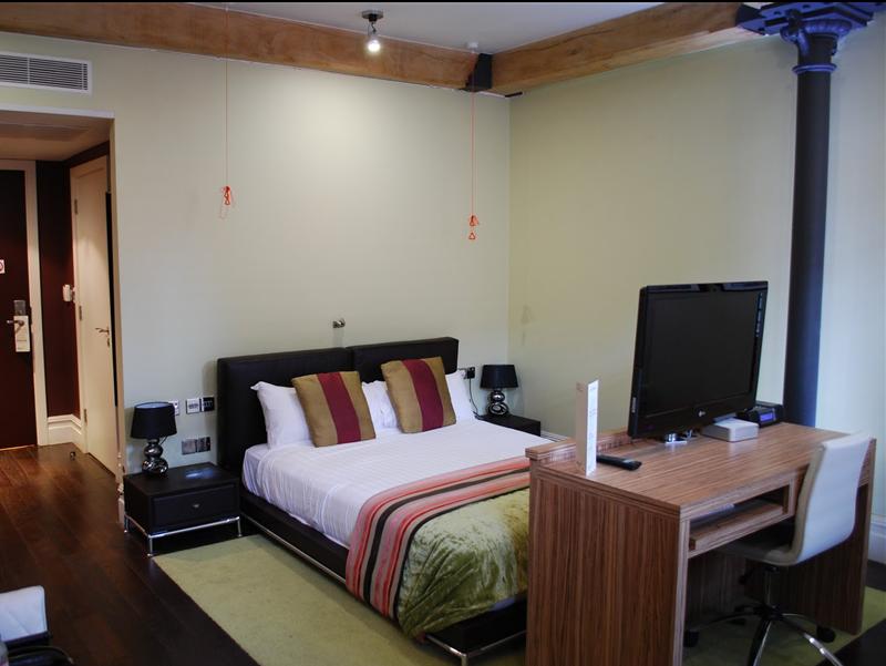 Фото Roomzzz Manchester City