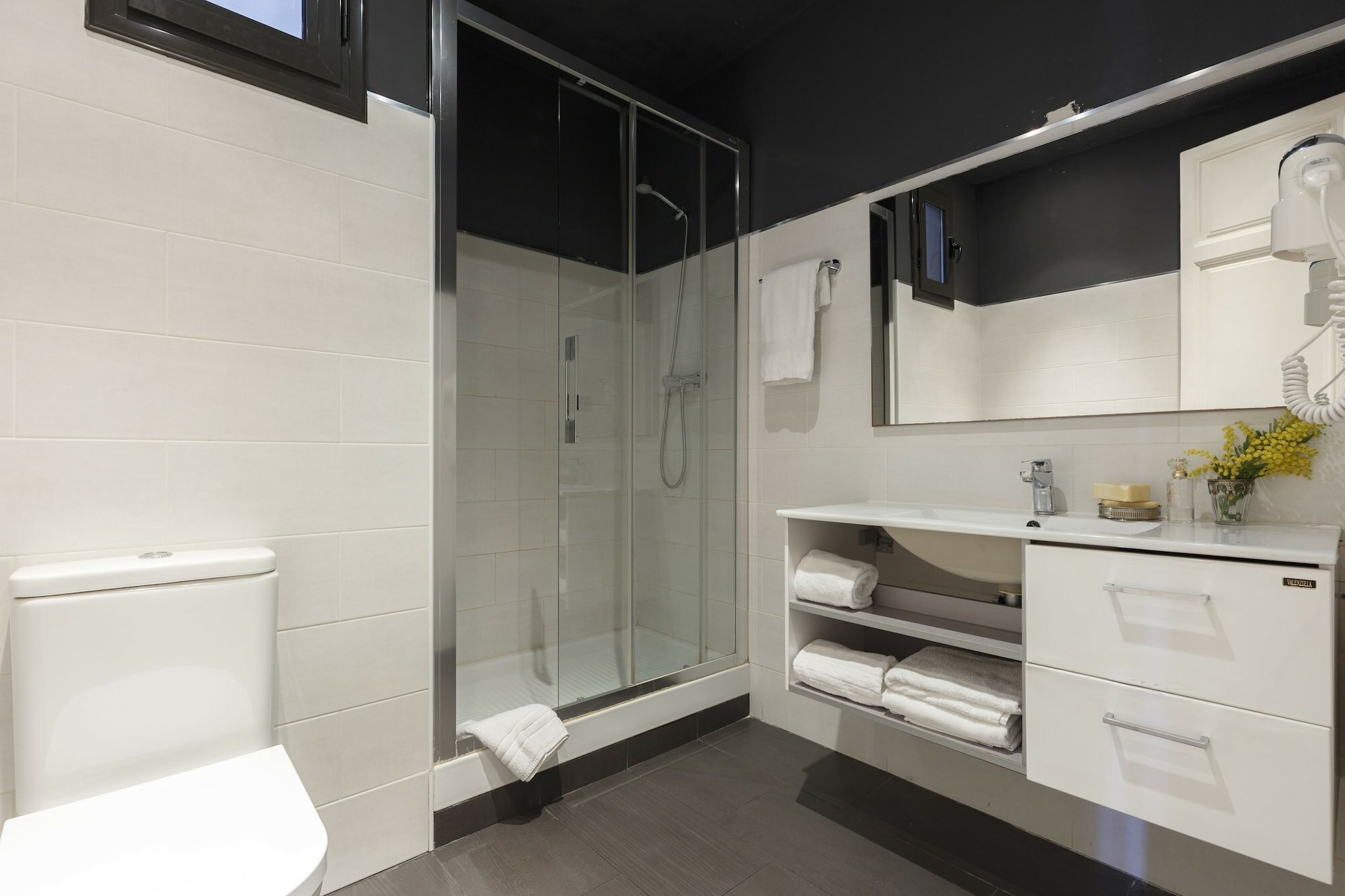 Фото AinB Eixample Miró