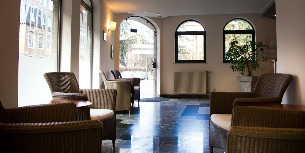 Фото New Damshire