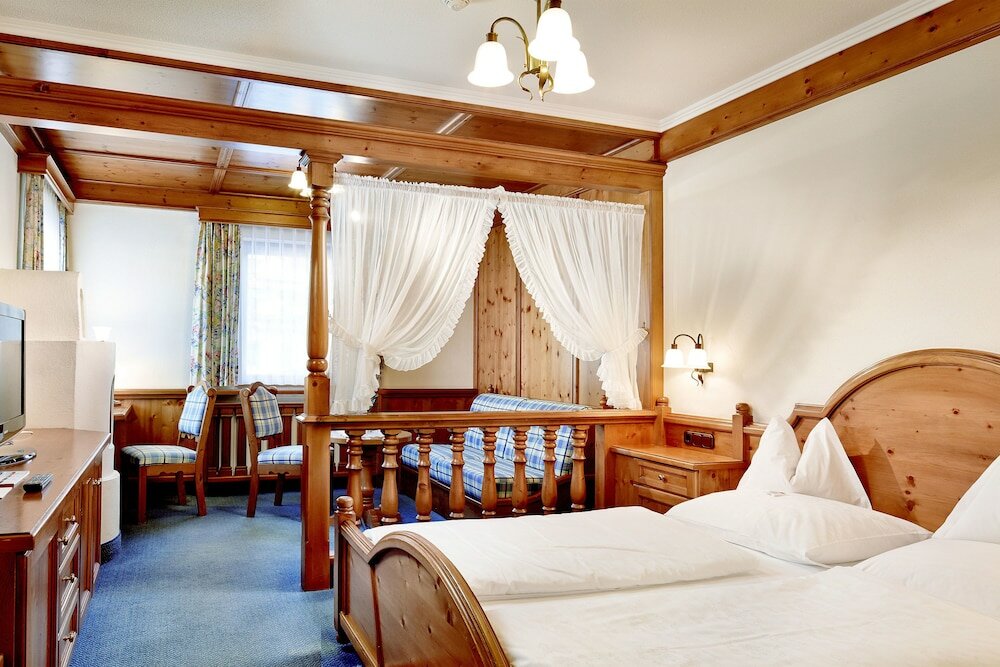 Фото Hotel Neue Post