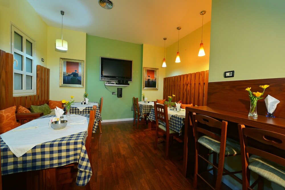 Фото City Hotel Tirana