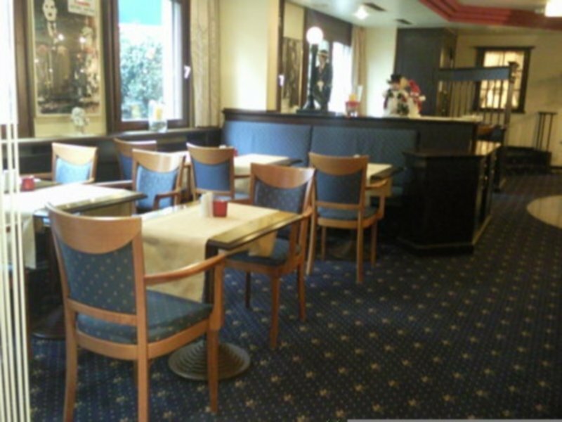 Фото Novum Hotel Rega Stuttgart City Center