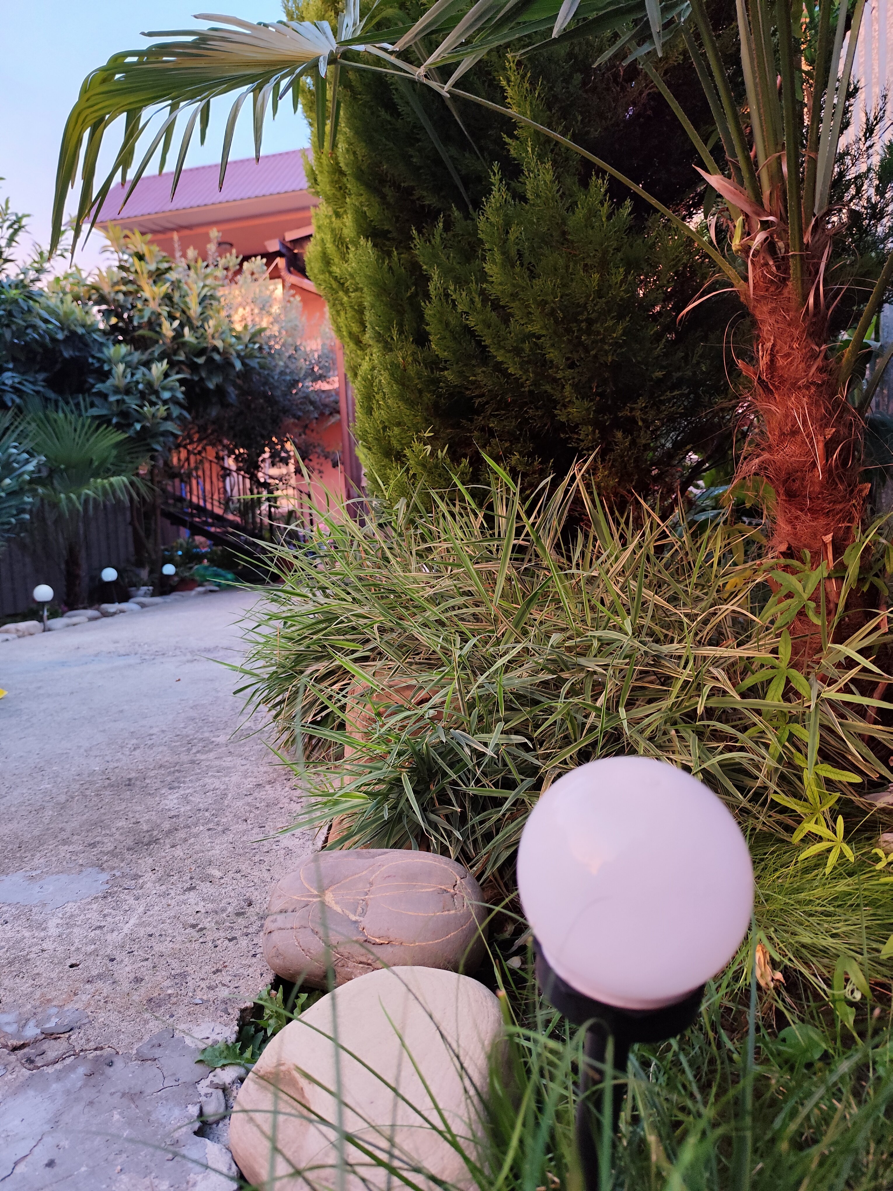 Фото Уютный дворик