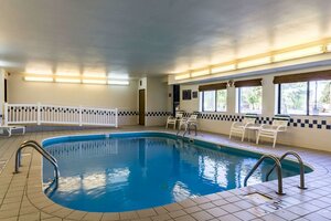 Гостиница Days Inn by Wyndham Grand Forks Columbia Mall
