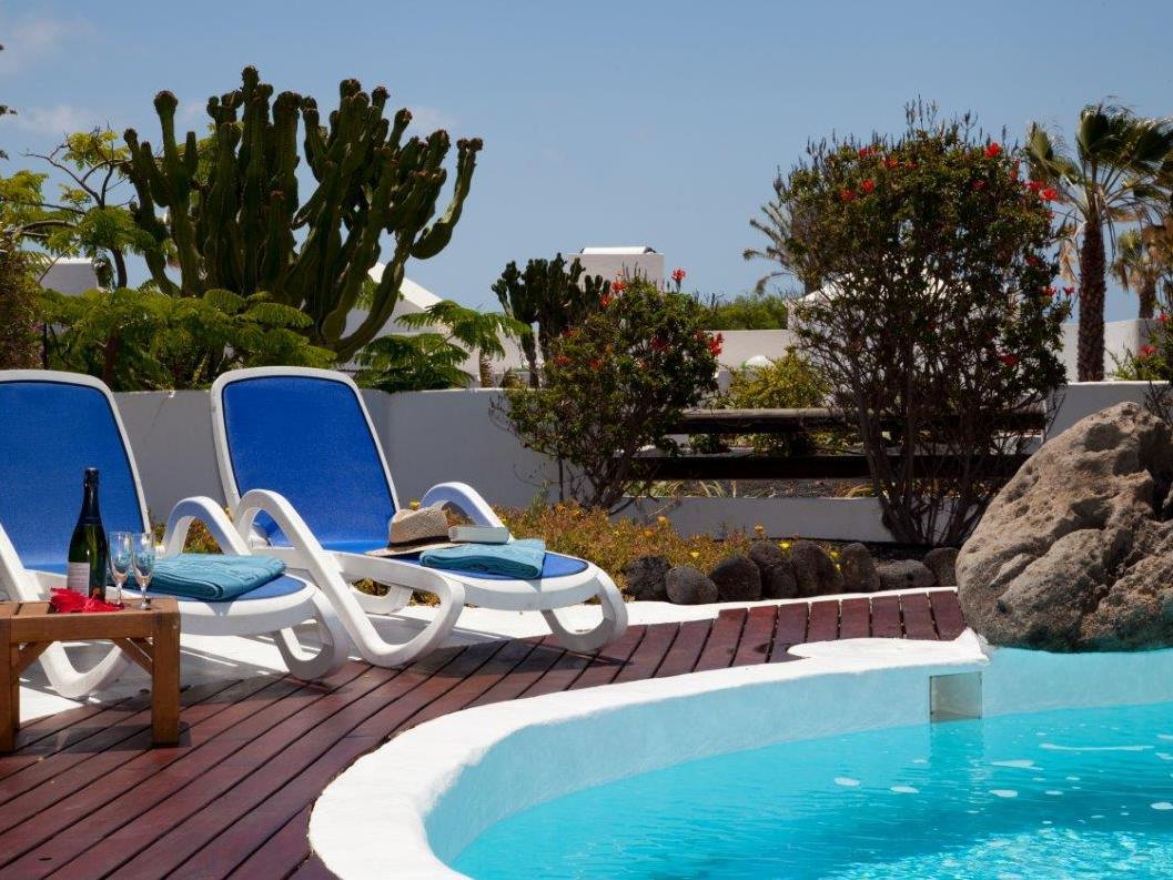 Фото Kamezí Boutique Villas