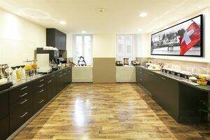 Гостиница Fred Guest House Zürich Hauptbahnhof