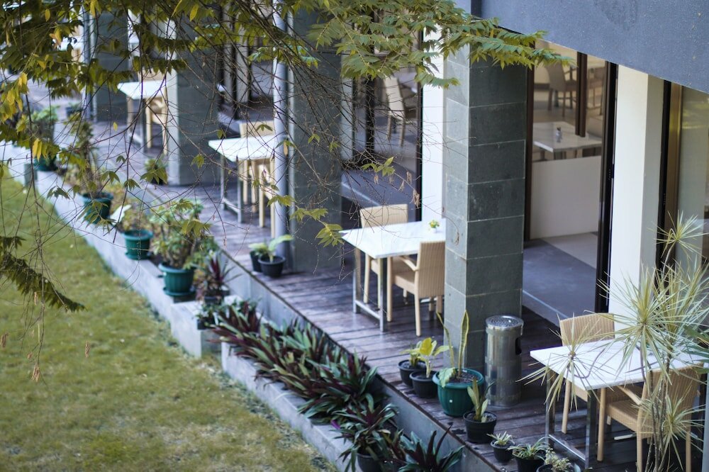 Фото Laprima Hotel Flores