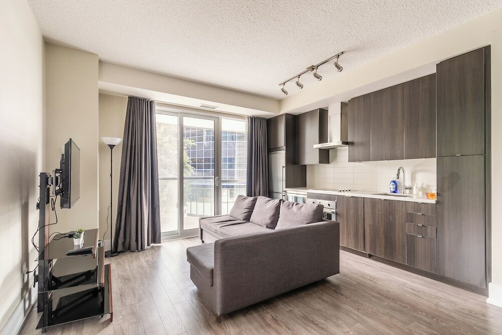 Фото World Wide Stays Suite - Cn Tower