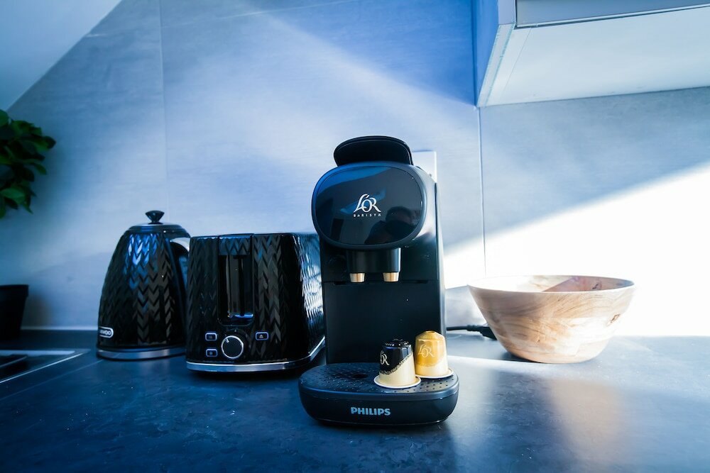 Фото Luxury Fulham 3 bedroom Garden House