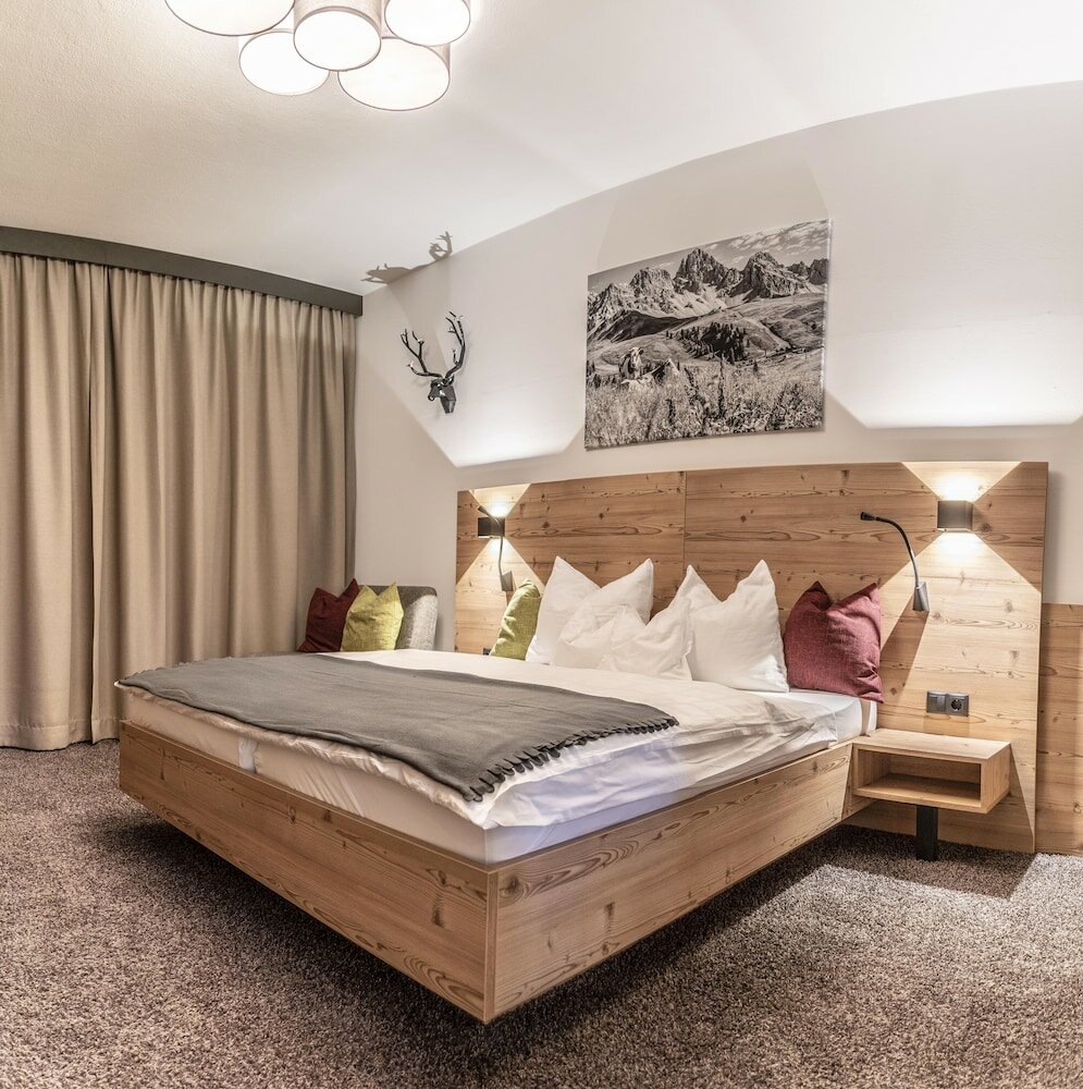 Фото Sweet Cherry Boutique & Guesthouse Tyrol