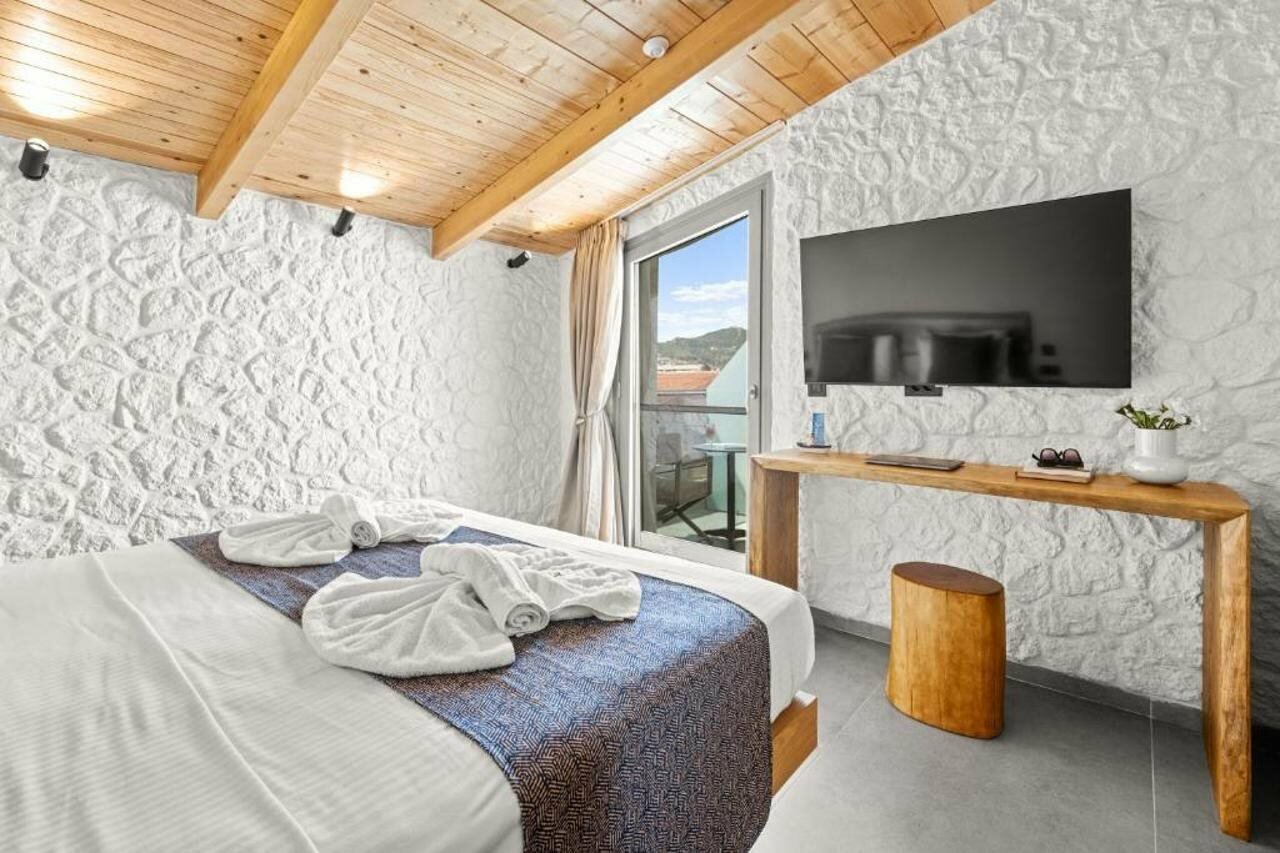 Фото Emily's Luxury Suites