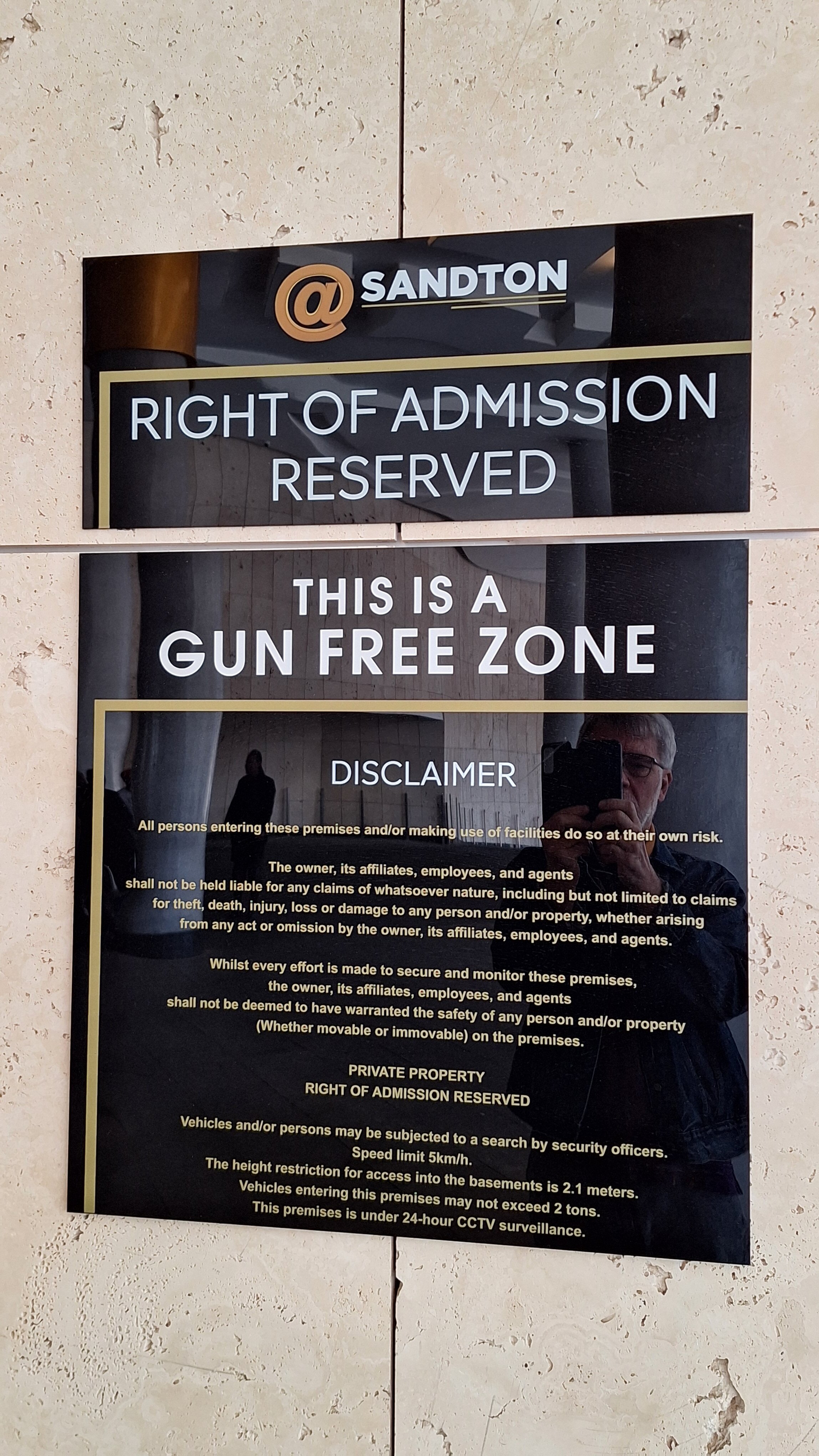 Фото @Sandton Hotel