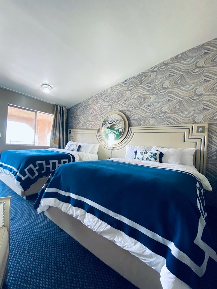 Фото Crown Motel