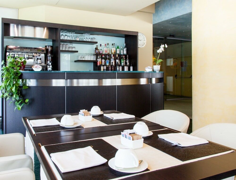 Фото Hotel Senator