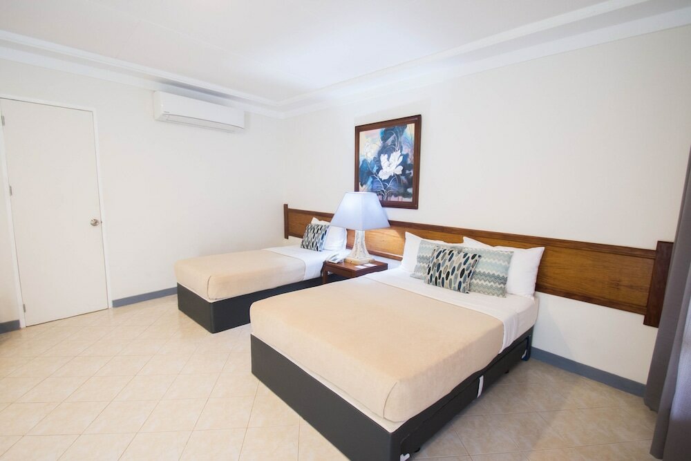 Фото Almont Inland Resort