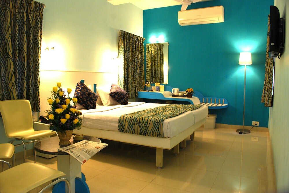 Фото Hotel Pandian