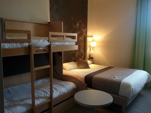 Гостиница Hotel Albert Elisabeth Gare Sncf в Клермон-Ферране