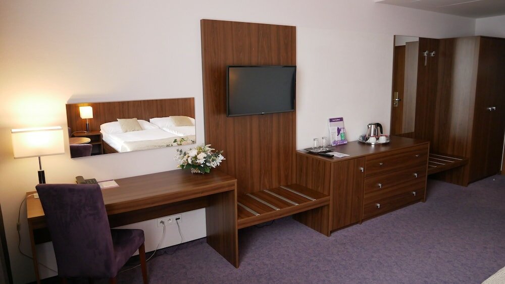 Фото Hotel Saffron