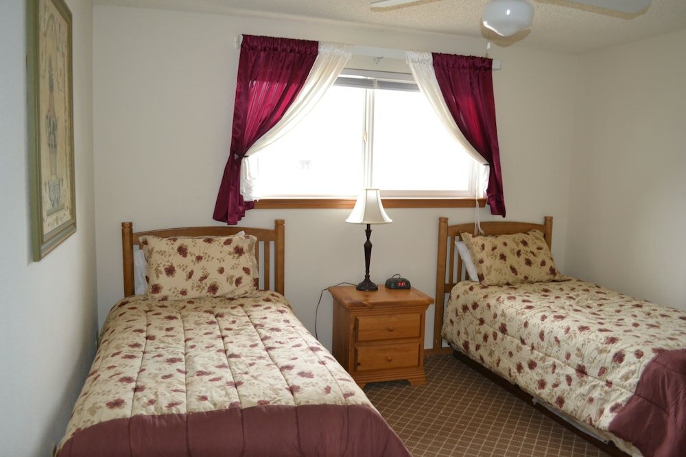 Фото Anaco Bay Inn