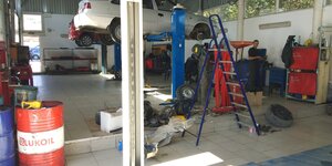 LLC AutoRenovation (село Мирное, Железнодорожный переулок, 4), car service, auto repair