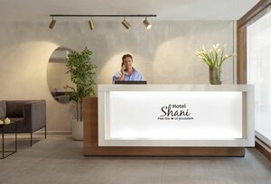 Shani Hotel