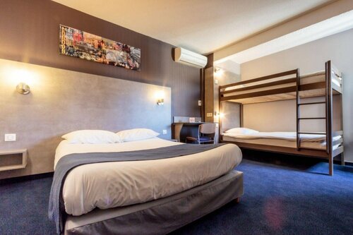 Гостиница Hôtel Lune Etoile La Pardieu в Клермон-Ферране