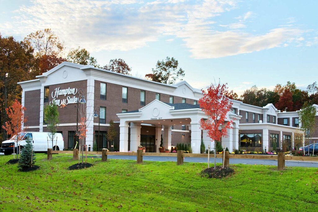 гостиница - Hampton Inn & Suites Hartford/Farmington - Штат Коннектикут...
