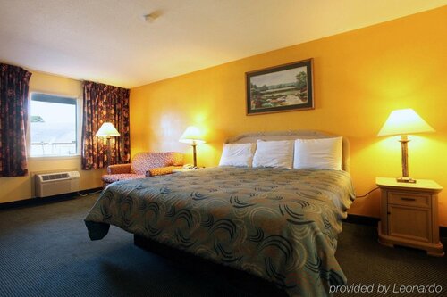 Гостиница Americas Best Value Inn Huntsville