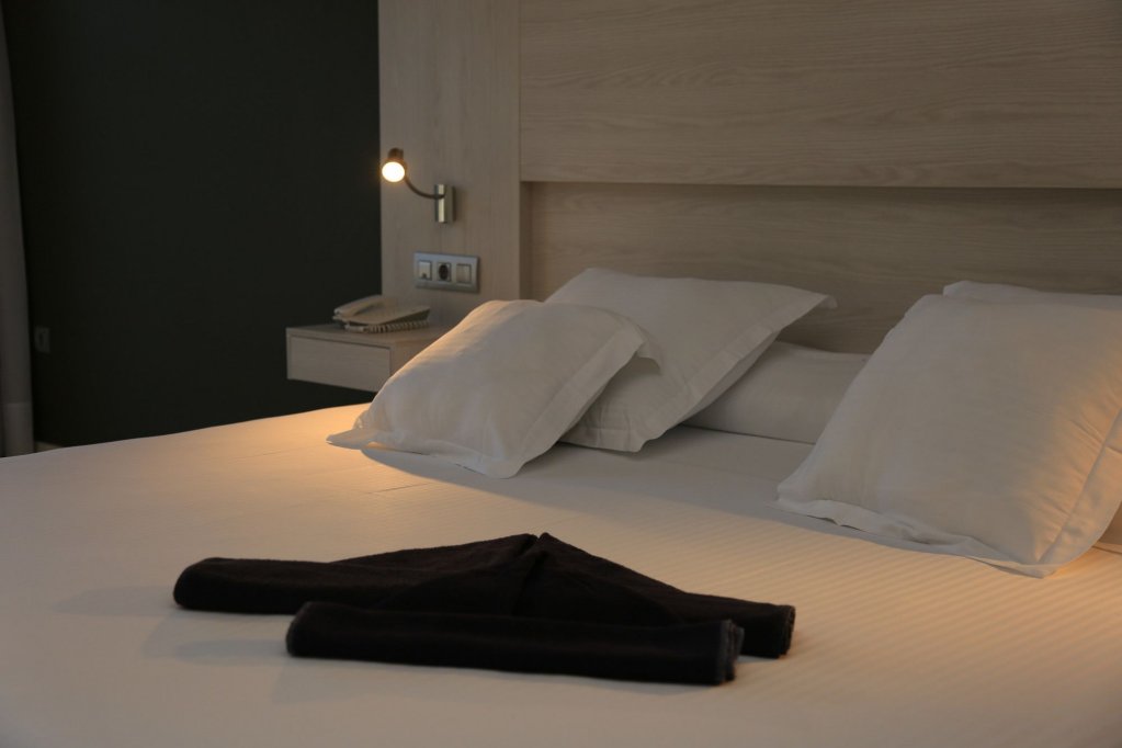 Фото R2 Bahía Playa Design Hotel & SPA Wellness - Adults Only